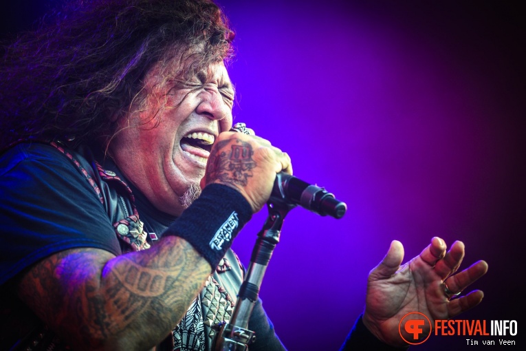 Testament op Into The Grave 2019, Zaterdag foto