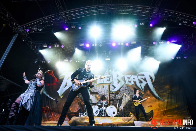 Battle Beast op Into The Grave 2019, Zaterdag foto