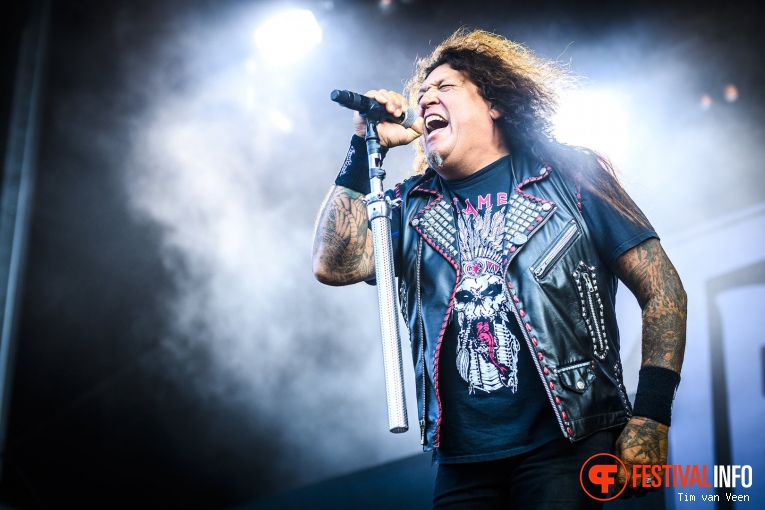 Testament op Into The Grave 2019, Zaterdag foto