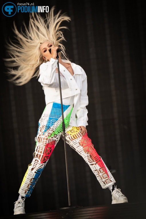 Foto Davina Michelle op P!nk - 11/08 - Malieveld Den Haag