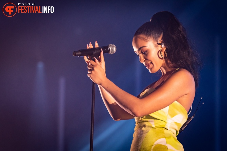 Jorja Smith op Lowlands 2019 - Vrijdag foto