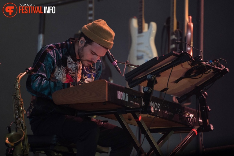 FKJ op Lowlands 2019 - Vrijdag foto