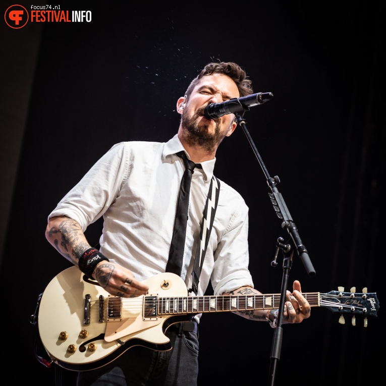 Frank Turner & The Sleeping Souls op Lowlands 2019 - Vrijdag foto