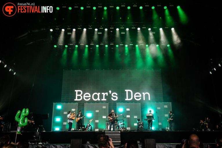 Bear's Den op Lowlands 2019 - Zondag foto