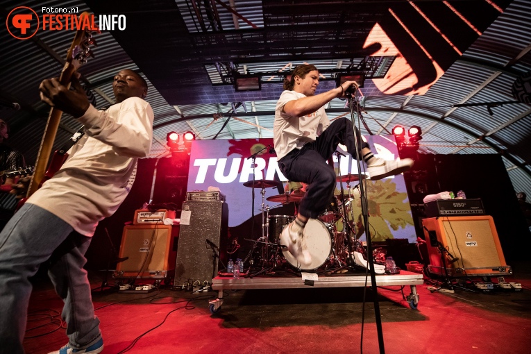 Turnstile op Lowlands 2019 - Zondag foto