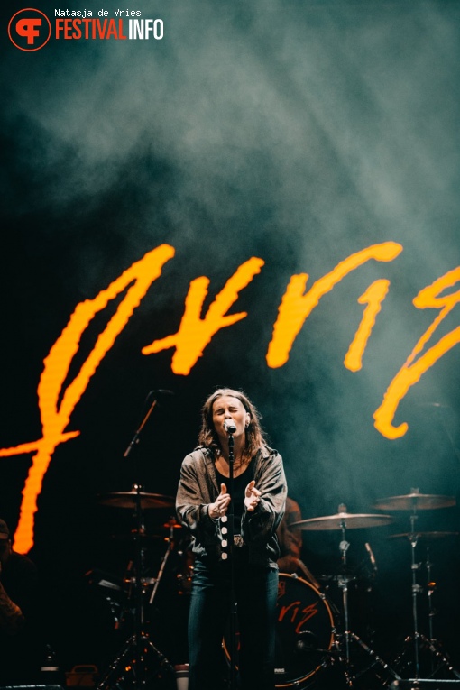 PVRIS op Pukkelpop 2019 - zondag foto