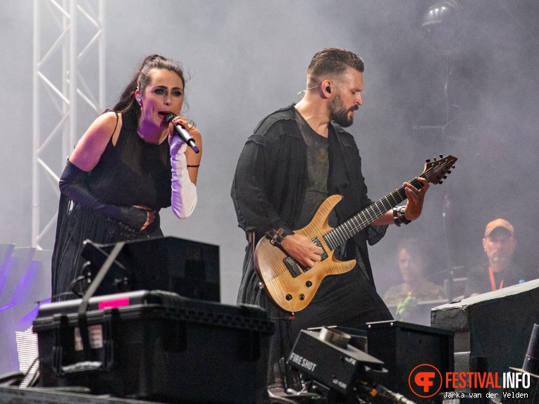 Within Temptation op M'era Luna 2019 foto