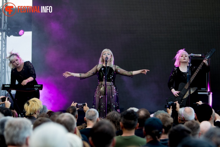 Kælan Mikla op W-festival 2019 foto