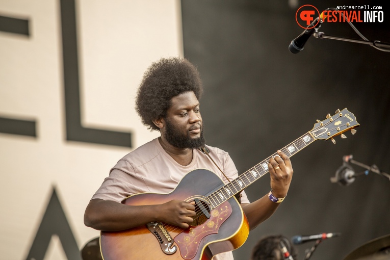 Michael Kiwanuka op Sziget 2019 - woensdag foto