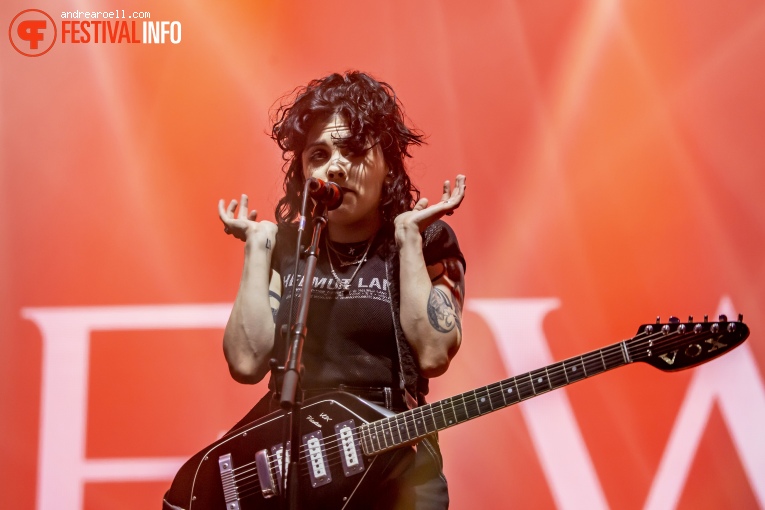 Pale Waves op Sziget 2019 - donderdag foto