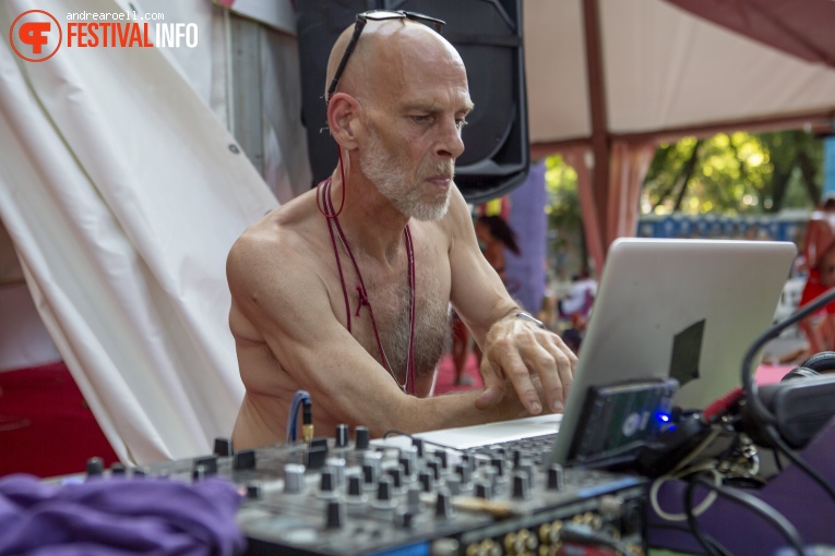 Dj MoosZ op Sziget 2019 - zondag foto