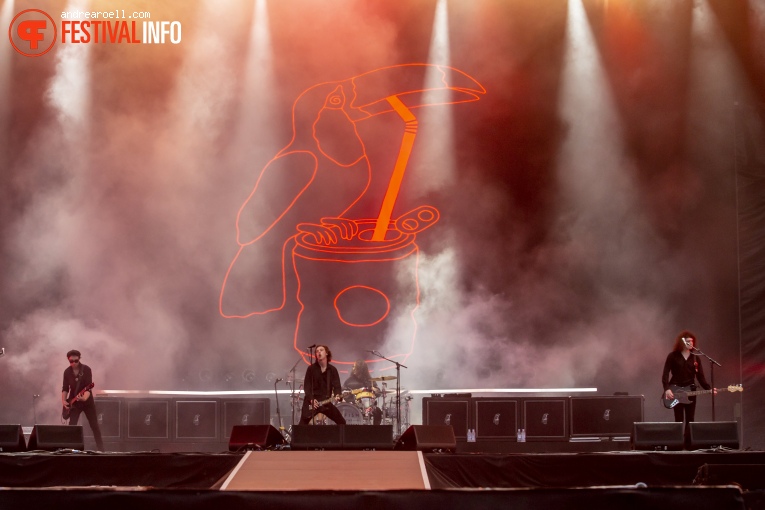 Catfish and the Bottlemen op Sziget 2019 - maandag foto