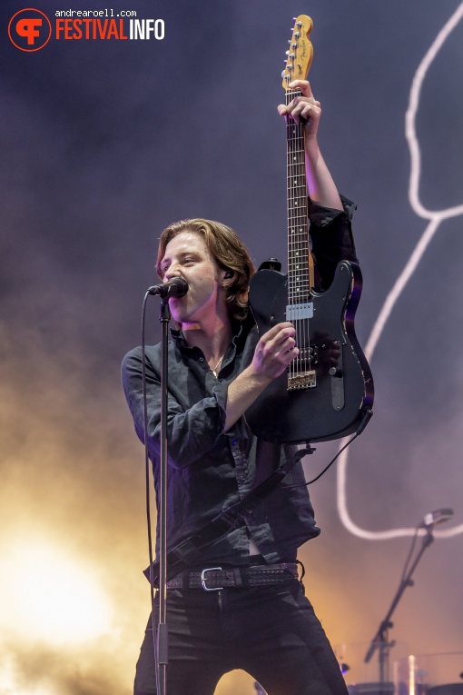 Catfish and the Bottlemen op Sziget 2019 - maandag foto