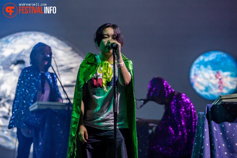 Superorganism op Sziget 2019 - maandag foto