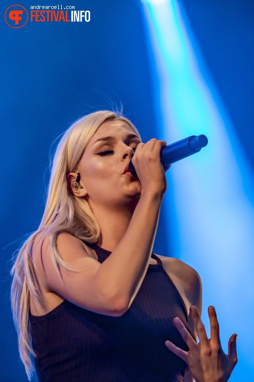 Davina Michelle op Festival Strand 2019 foto