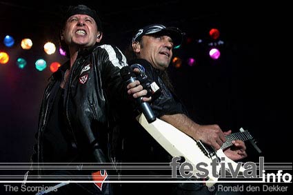 Scorpions op Arrow Classic Rock 2004 foto