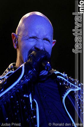 Judas Priest op Arrow Classic Rock 2004 foto