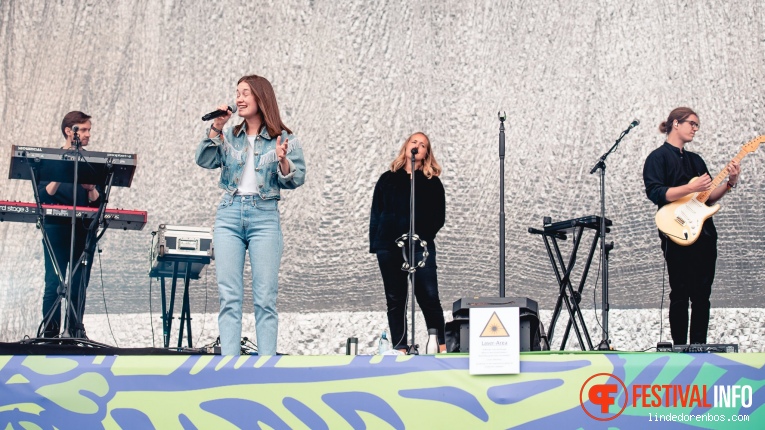 Sigrid op Lollapalooza Berlin - 2019 - zaterdag foto