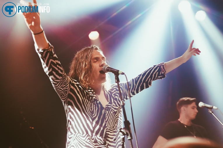Casey Lowry op Casey Lowry - 12/09 - Melkweg foto