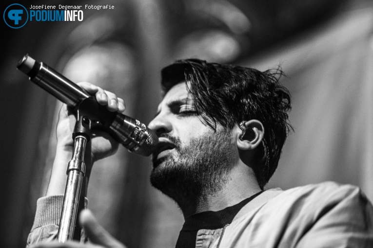 Young the Giant op Young the Giant - 21/09 - Paradiso foto