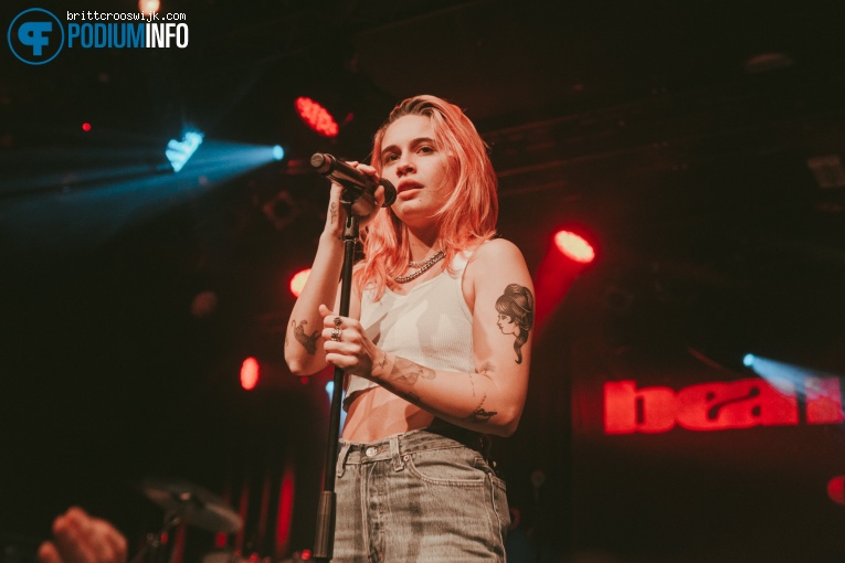 Bea Miller op Bea Miller - 27/09 - Paradiso Noord foto