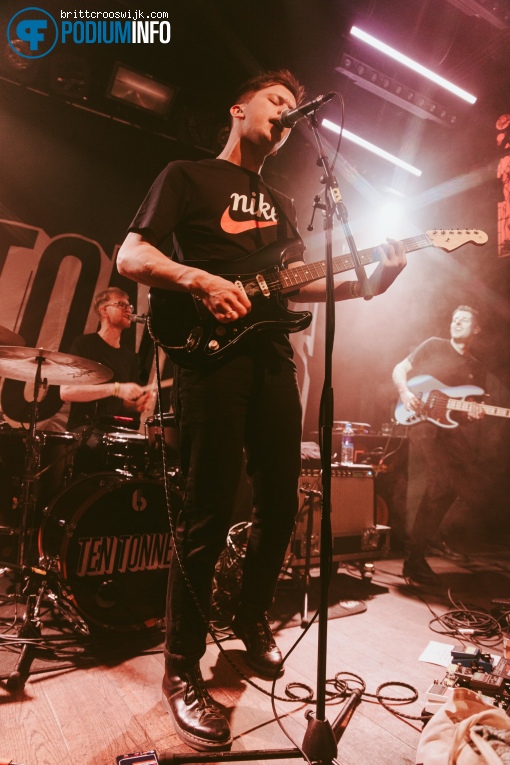 Ten Tonnes op Ten Tonnes - 01/10 - Bitterzoet foto