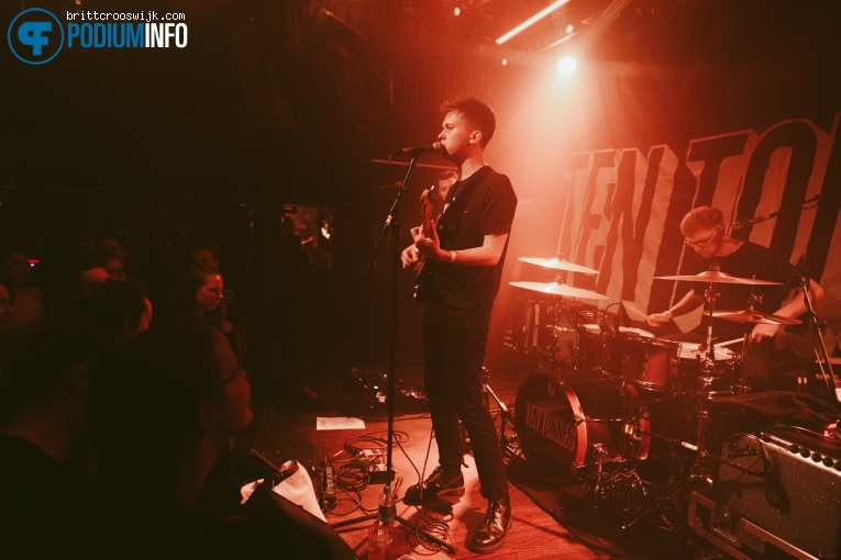 Ten Tonnes op Ten Tonnes - 01/10 - Bitterzoet foto