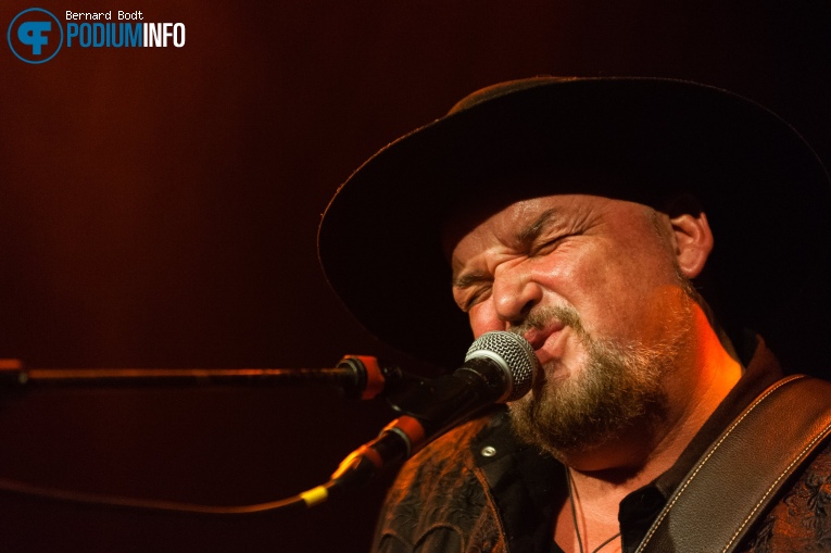 Alain Johannes op Alain Johannes - 24/09 - Luxor Live foto