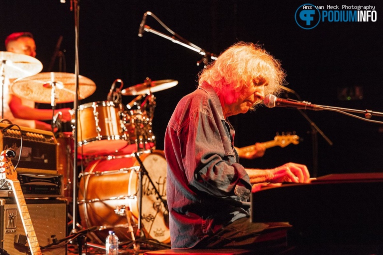Albert Lee op Albert Lee - 04/10 - Q-Factory foto