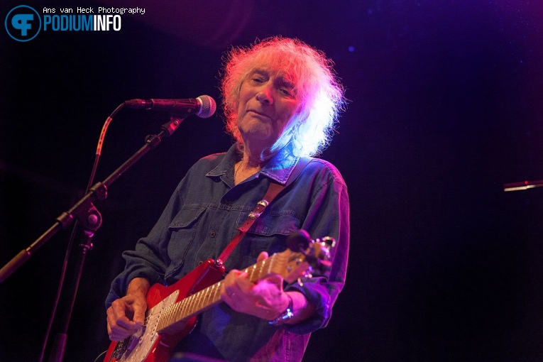 Albert Lee op Albert Lee - 04/10 - Q-Factory foto