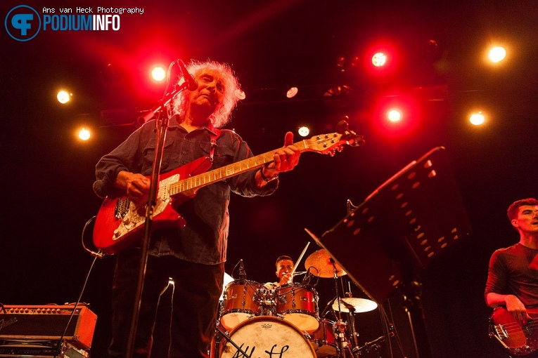 Albert Lee op Albert Lee - 04/10 - Q-Factory foto