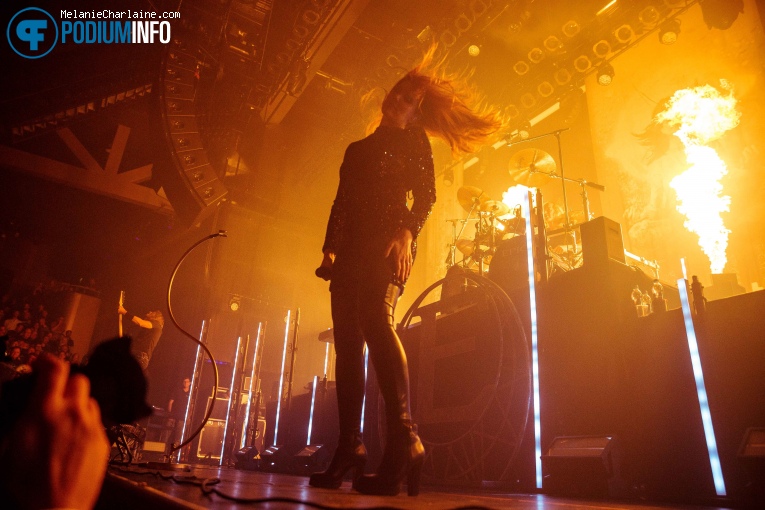 Epica op Epica - 05/10 - TivoliVredenburg foto