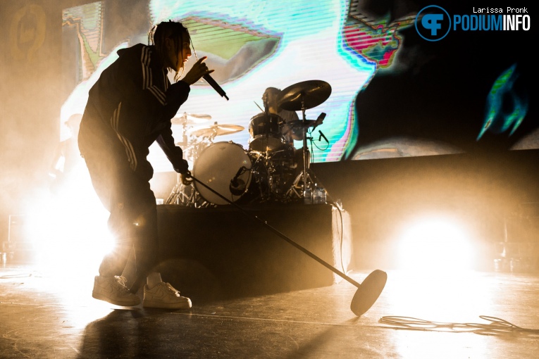 Chase Atlantic op Chase Atlantic - 10/10 - Q-Factory foto