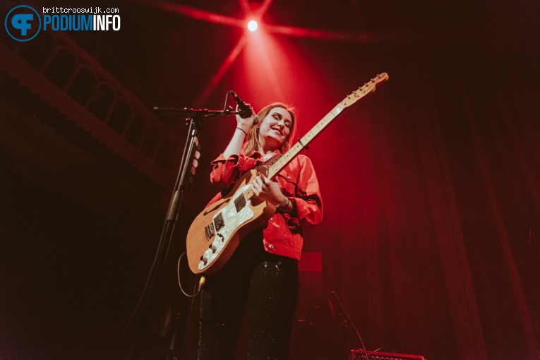 Wies (zangeres) op Roxeanne Hazes - 11/10 - Paradiso foto