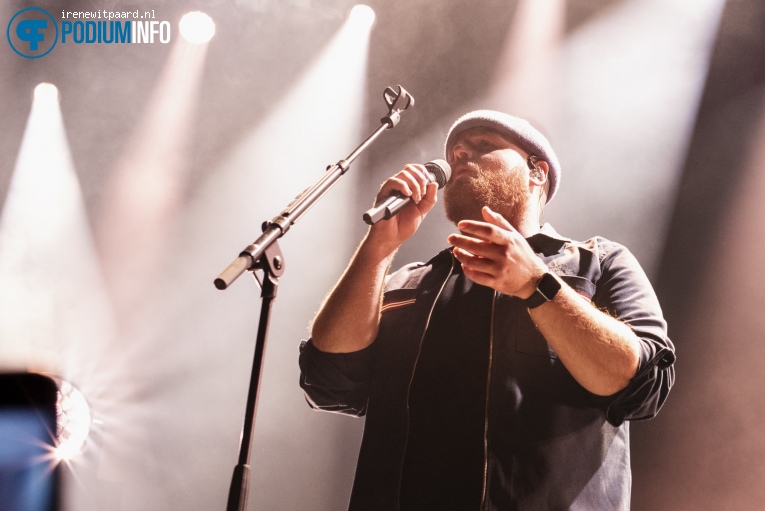 Tom Walker op Tom Walker - 17/10 - TivoliVredenburg foto