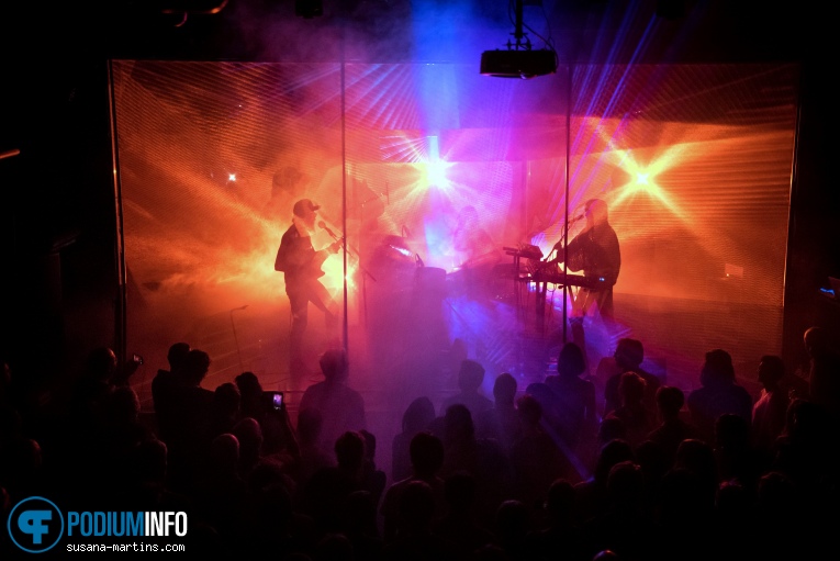 Moon Duo op Moon Duo - 20/10 - Paradiso foto