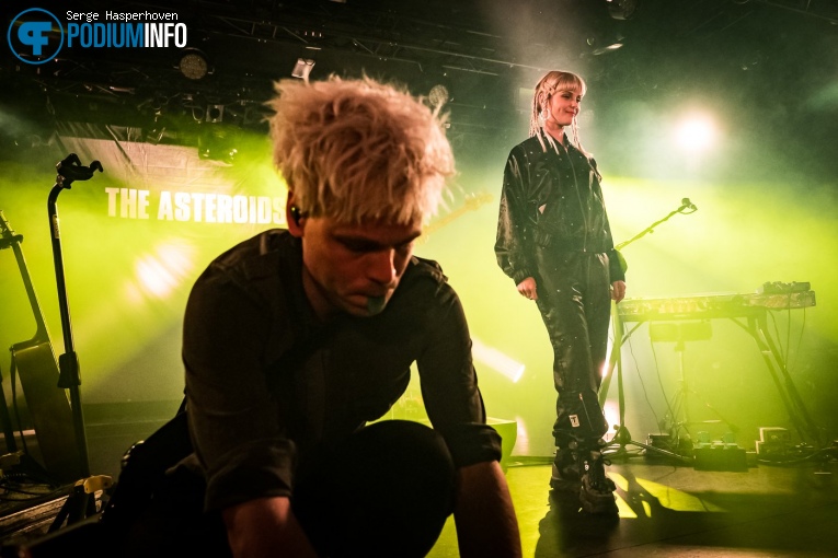 The Asteroids Galaxy Tour op The Asteroids Galaxy Tour - 24/10 - Paradiso Noord (Tolhuistuin) foto