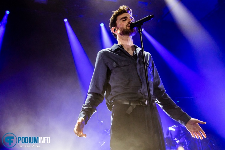 Duncan Laurence op Duncan Laurence - 03/11 - Paard foto