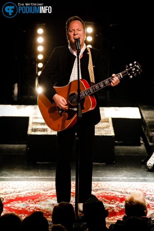Kiefer Sutherland op Kiefer Sutherland - 10/10 - Melkweg foto