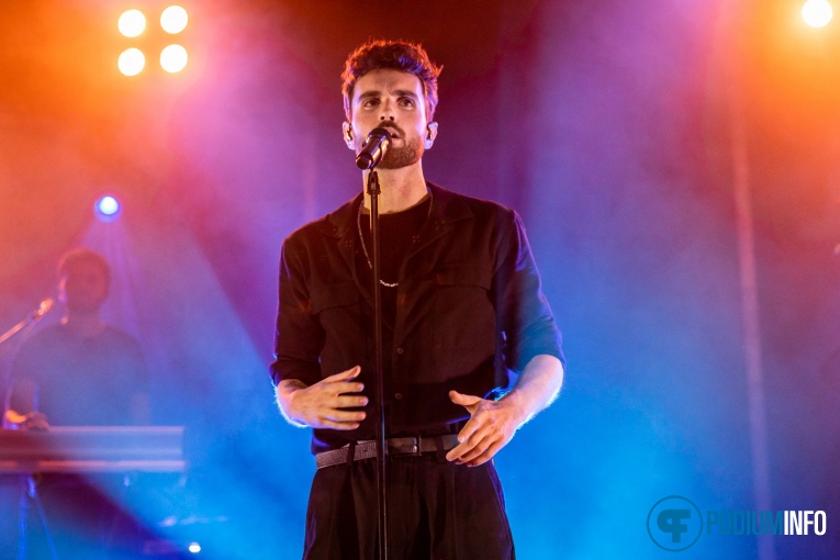 Duncan Laurence op Duncan Laurence - 11/10 - Maassilo foto