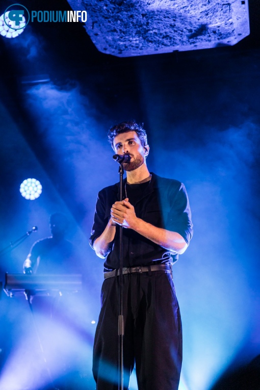 Foto Duncan Laurence op Duncan Laurence - 11/10 - Maassilo