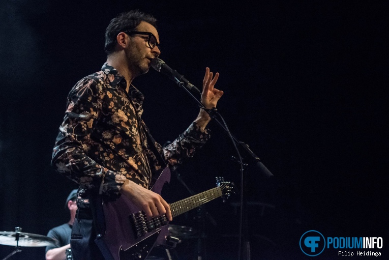 Foto Paul Gilbert op Paul Gilbert - 12/10 - Metropool