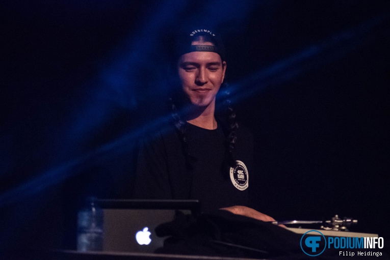 DJ Hoppa op Xzibit - 03/11 - Metropool Enschede (voormalig Atak) foto