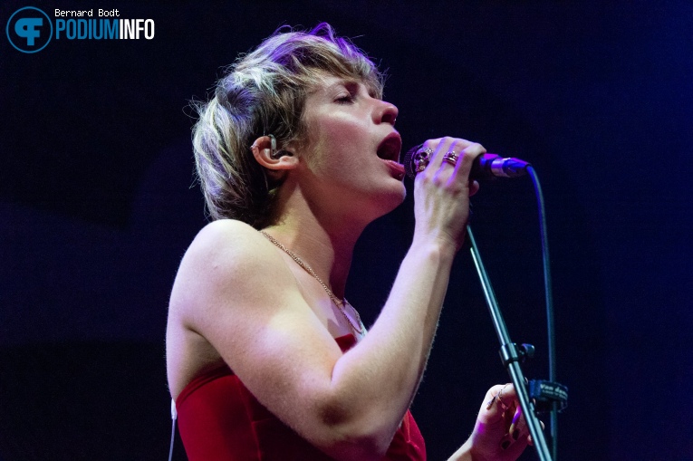 Jazz Morley op Lisa Stansfield - 03/11 - TivoliVredenburg foto