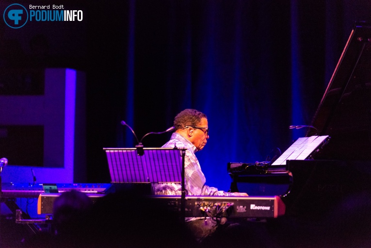 Herbie Hancock op Herbie Hancock - 04/11 - TivoliVredenburg foto