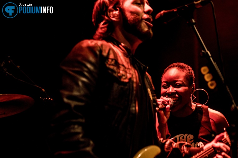 Laurence Jones op Laurence Jones Band - 13/11 - Metropool foto