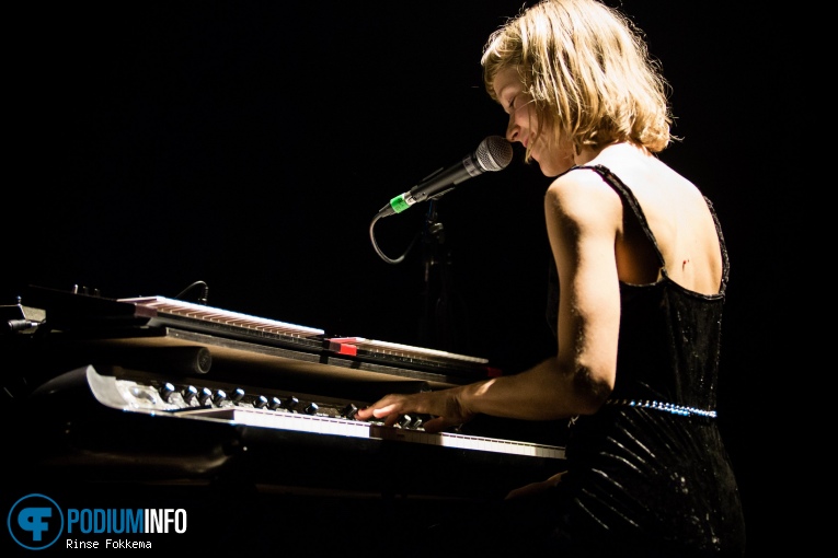 Alice Phoebe Lou op Alice Phoebe Lou - 13/11 - TivoliVredenburg foto