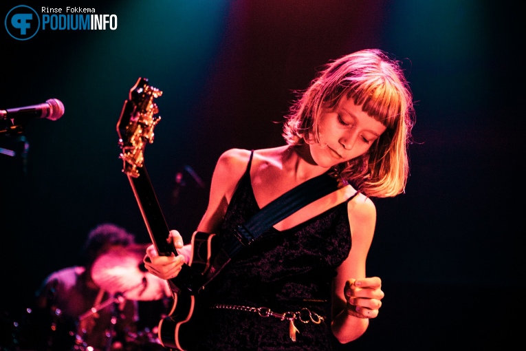 Alice Phoebe Lou op Alice Phoebe Lou - 13/11 - TivoliVredenburg foto