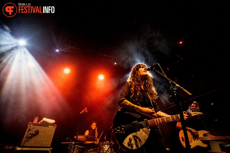 Foto Lilly Hiatt op Take Root 2019