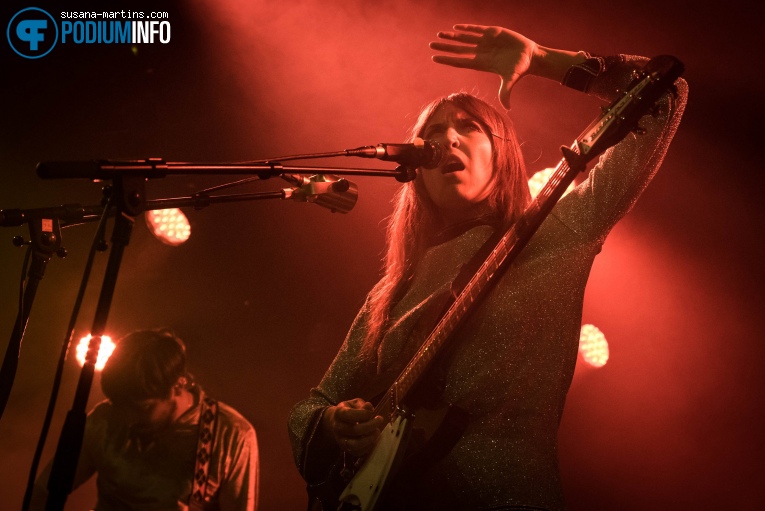 Anni B Sweet op Temples - 18/11 - Paradiso Noord (Tolhuistuin) foto